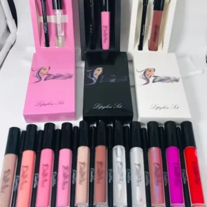 Lip Gloss & Lip Liner Kit – Glossy, Long-Lasting, Vegan Formula